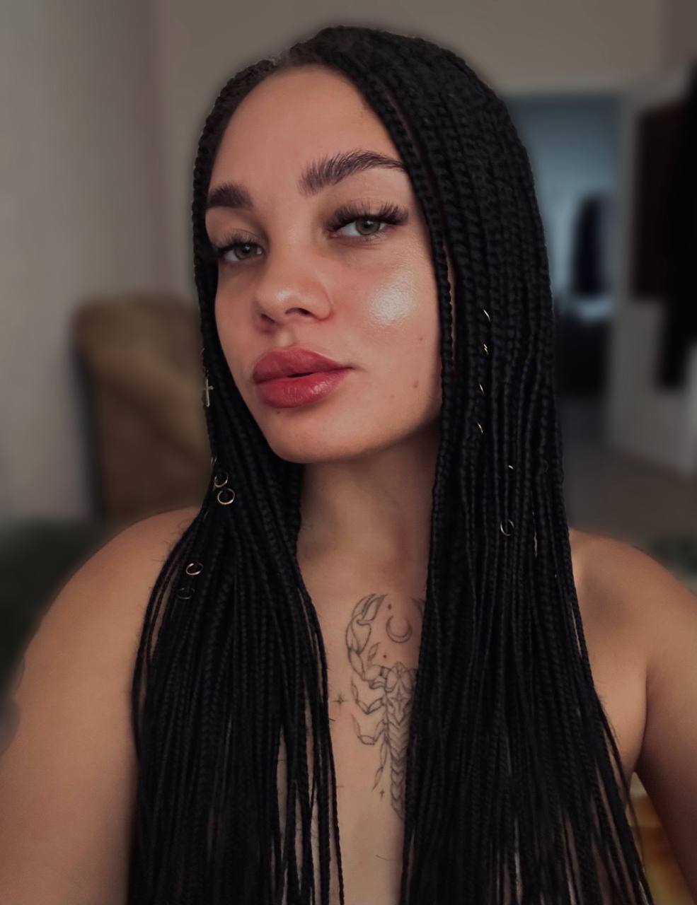 Агата 21 лет